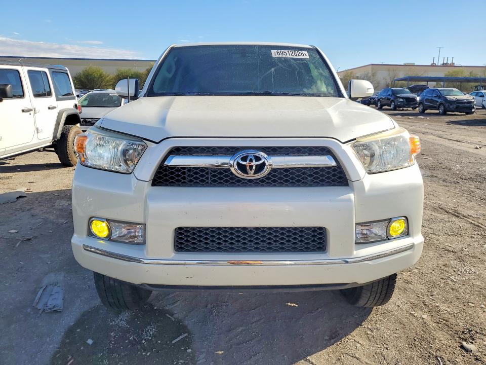 Снимка 5 от търг – 2011 TOYOTA 4RUNNER с VIN JTEBU5JR2B5056269