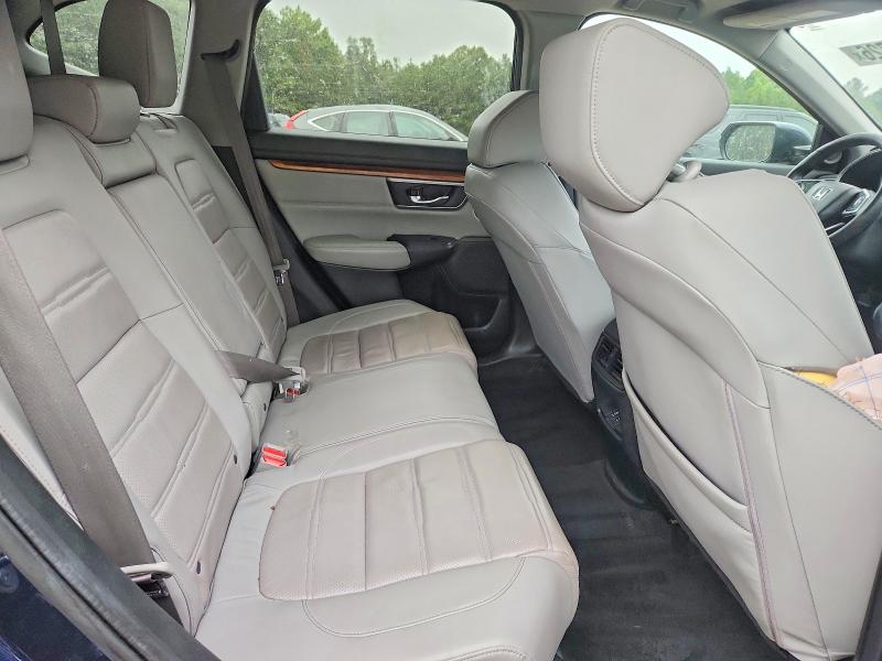 Снимка 11 от търг – 2017 HONDA CR-V с VIN 7FARW1H89HE009481
