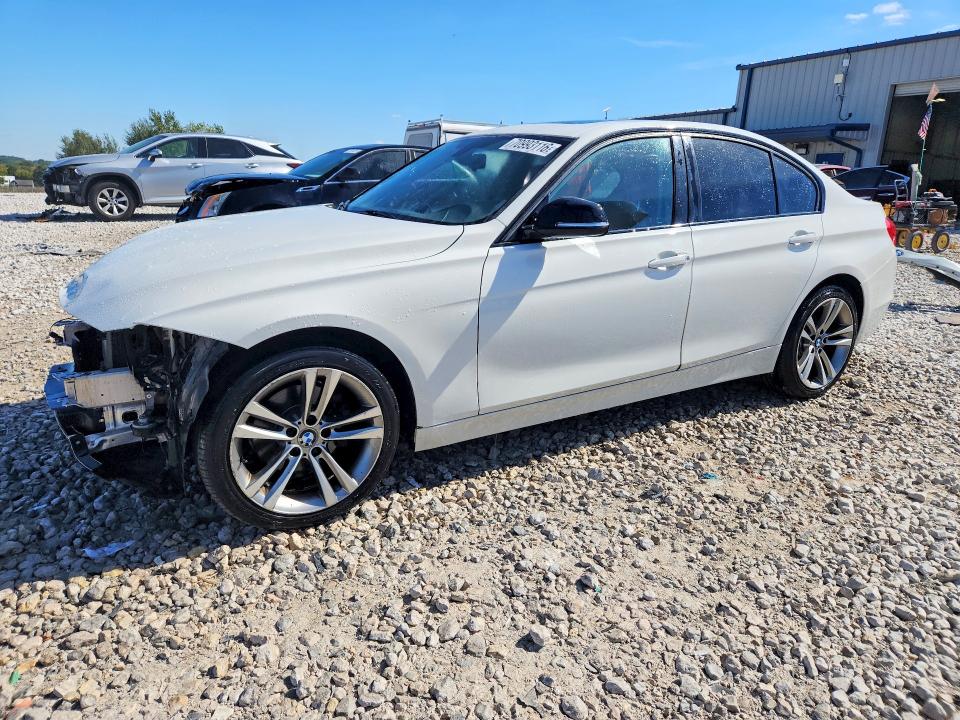 Снимка 1 от търг – 2014 BMW 320 с VIN WBA3C3C59EP662023