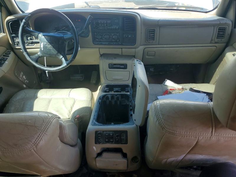 Photo 8 from auction – 2002 CHEVROLET SUBURBAN with VIN 3GNFK16Z42G329547