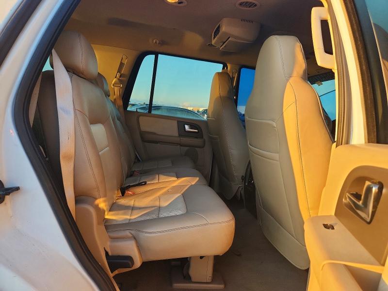 Фото 11 с аукциона – 2003 FORD EXPEDITION с VIN 1FMPU17L63LB82469