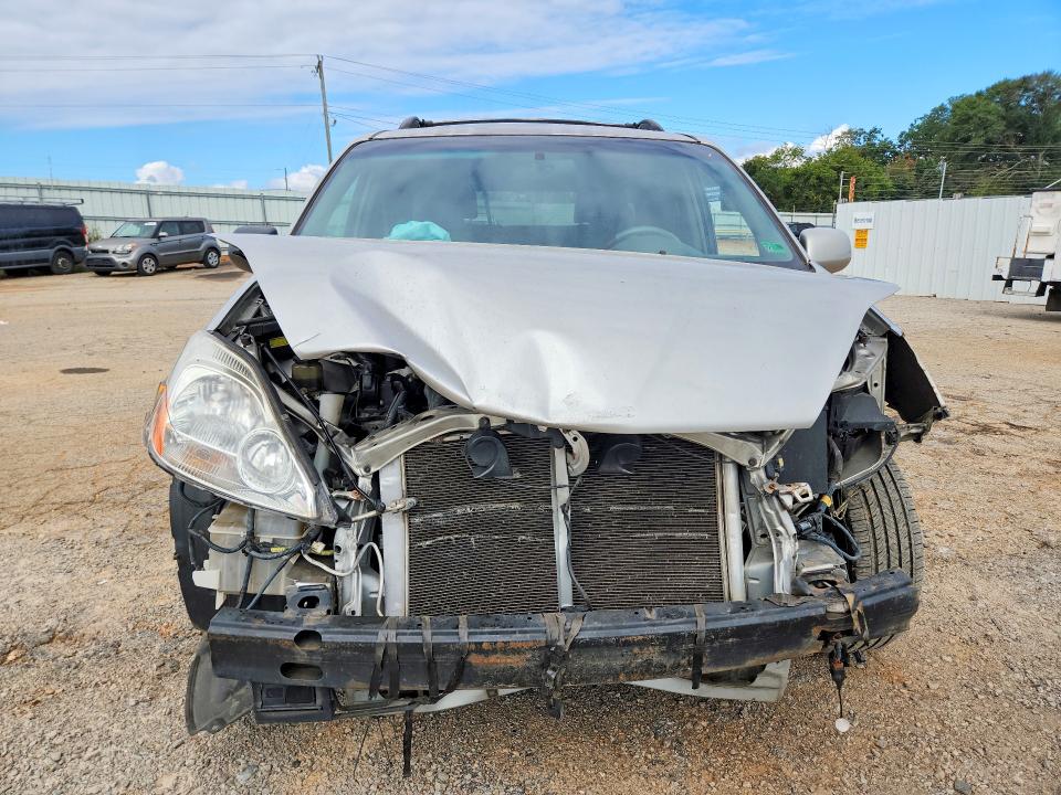 Photo 5 from auction – 2005 TOYOTA SIENNA with VIN 5TDZA22C25S277454