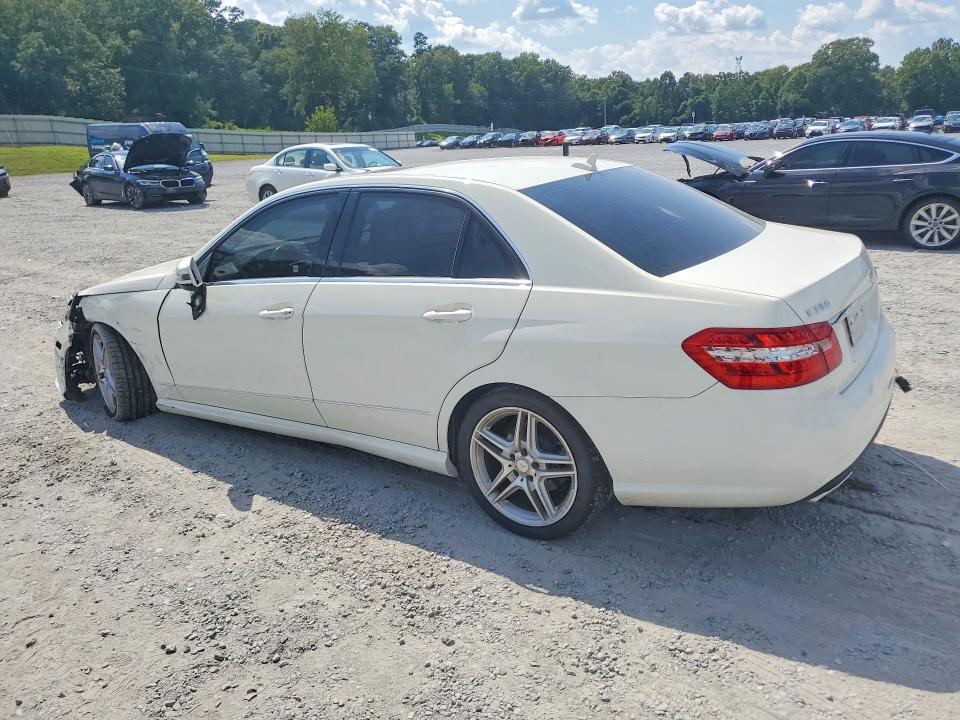 Photo 2 from auction – 2011 MERCEDES-BENZ E with VIN WDDHF5GB8BA400669