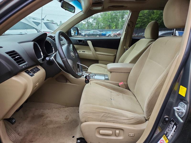 Photo 7 from auction – 2010 TOYOTA HIGHLANDER with VIN 5TDBK3EH2AS034197