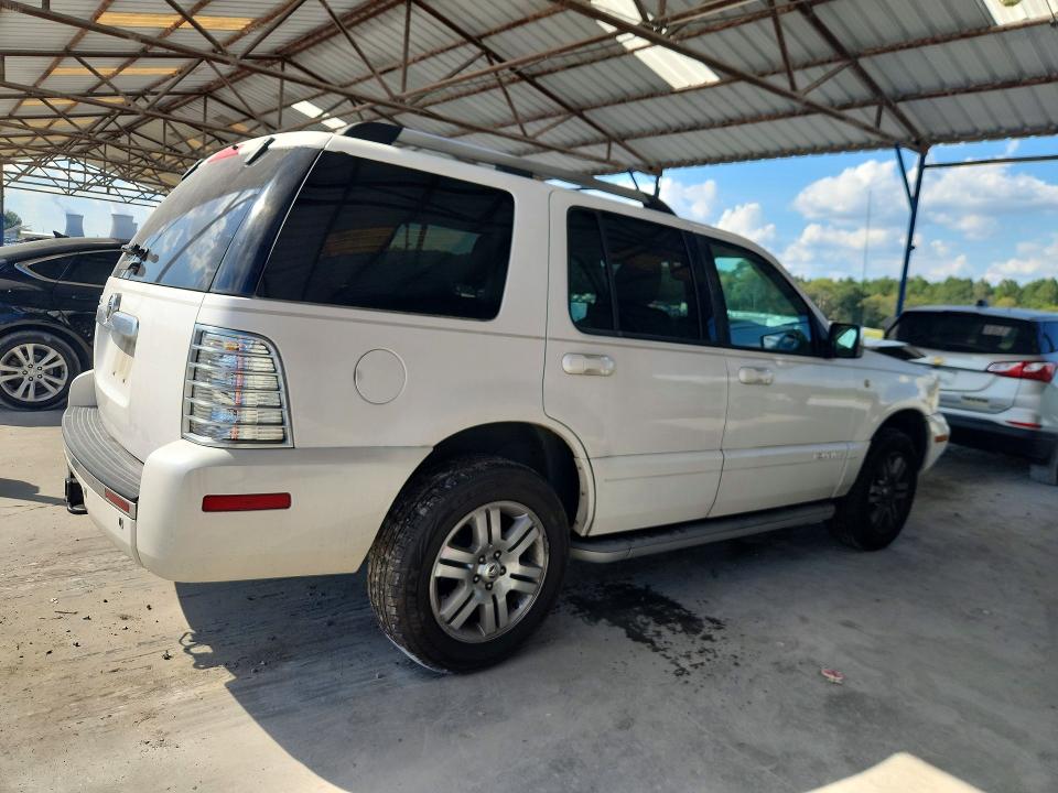 Photo 3 from auction – 2010 MERCURY MOUNTAINEER with VIN 4M2EN3JE7AUJ01401