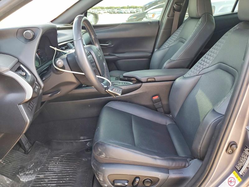 Снимка 7 от търг – 2019 LEXUS UX с VIN JTHU9JBH0K2011568