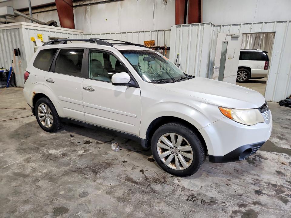 Foto 4 de la subasta – 2011 SUBARU FORESTER con VIN JF2SHADC7BH766650