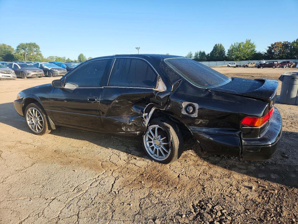 Photo 2 from auction – 1998 TOYOTA CAMRY with VIN 4T1BG22K4WU285412