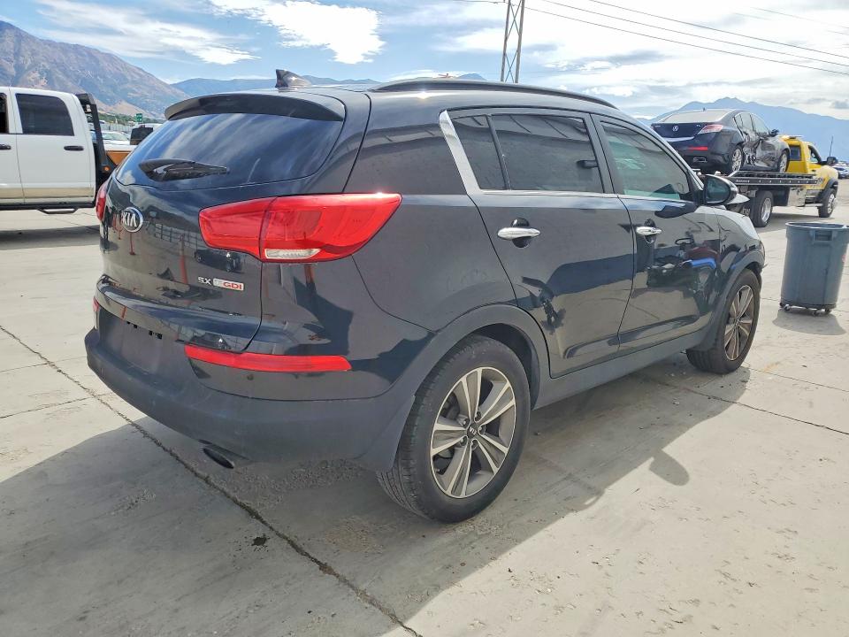 Zdjęcie 3 z aukcji – 2014 KIA SPORTAGE z VIN KNDPC3A69E7569602