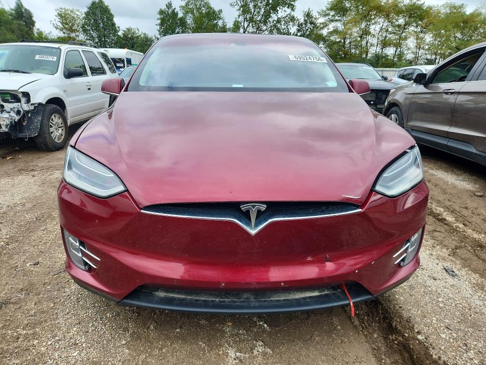Photo 5 from auction – 2016 TESLA MODEL X with VIN 5YJXCBE42GFS00337