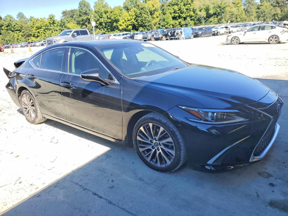 صورة رقم 4 من المزاد - 2020 LEXUS ES مع VIN 58ADZ1B11LU071891