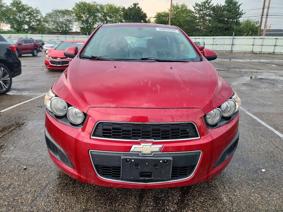 Снимка 5 от търг – 2014 CHEVROLET SONIC с VIN 1G1JC6SH2E4206222