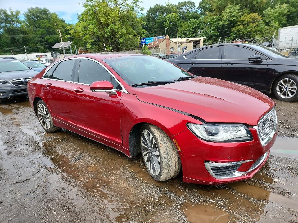 Photo 4 from auction – 2017 LINCOLN MKZ with VIN 3LN6L5FCXHR659002