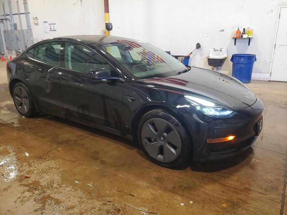 صورة رقم 4 من المزاد - 2022 TESLA MODEL 3 مع VIN 5YJ3E1EA9NF368501