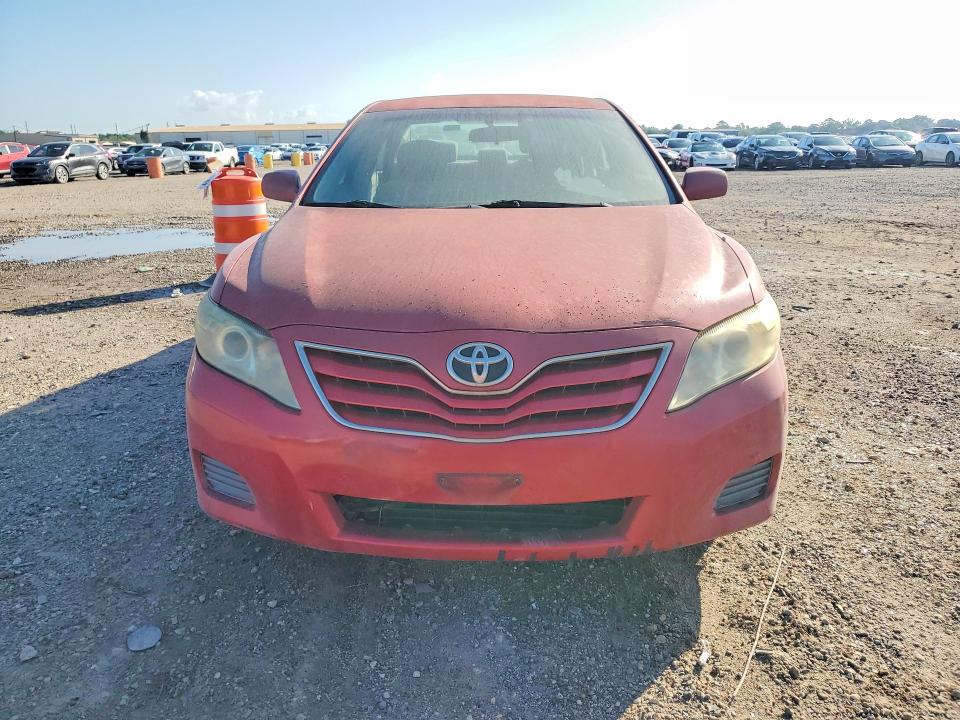 Снимка 5 от търг – 2010 TOYOTA CAMRY с VIN 4T4BF3EK5AR059642