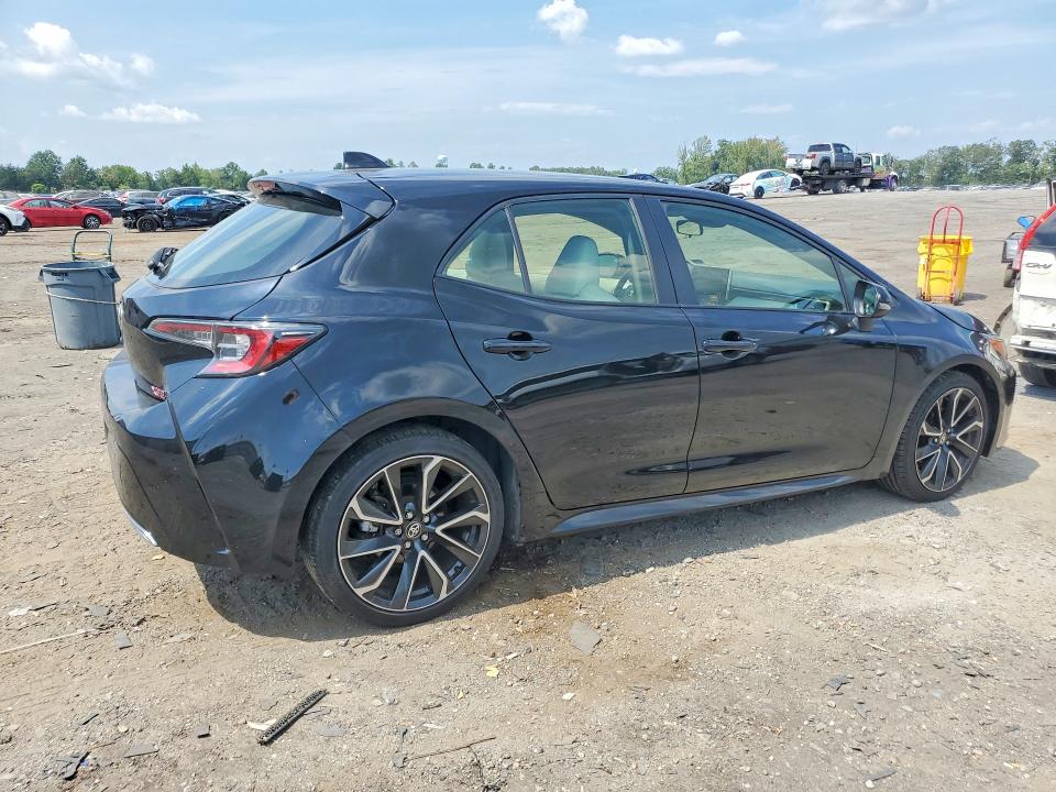 Photo 3 from auction – 2019 TOYOTA COROLLA HATCHBACK with VIN JTNK4RBE6K3024701
