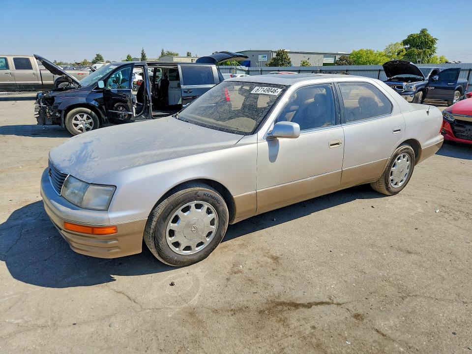 1996 LEXUS LS - Търг №67149046