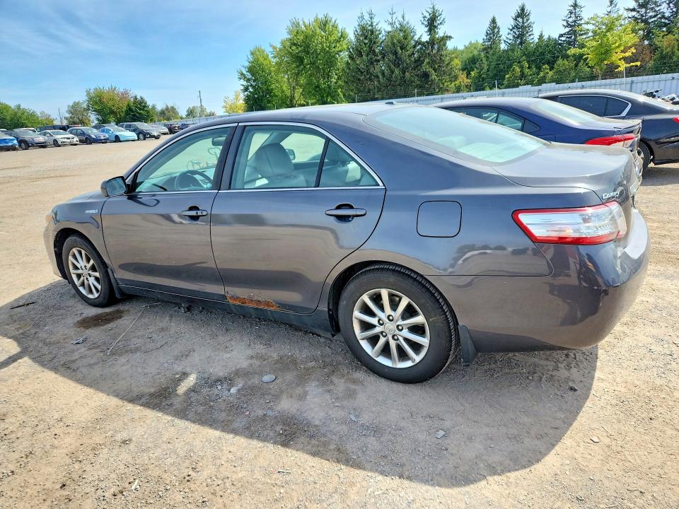 Photo 2 from auction – 2011 TOYOTA CAMRY with VIN 4T1BB3EKXBU129773