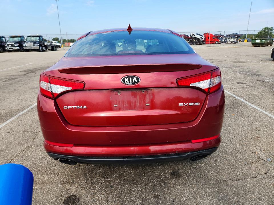 Zdjęcie 6 z aukcji – 2013 KIA OPTIMA z VIN 5XXGR4A60DG143601