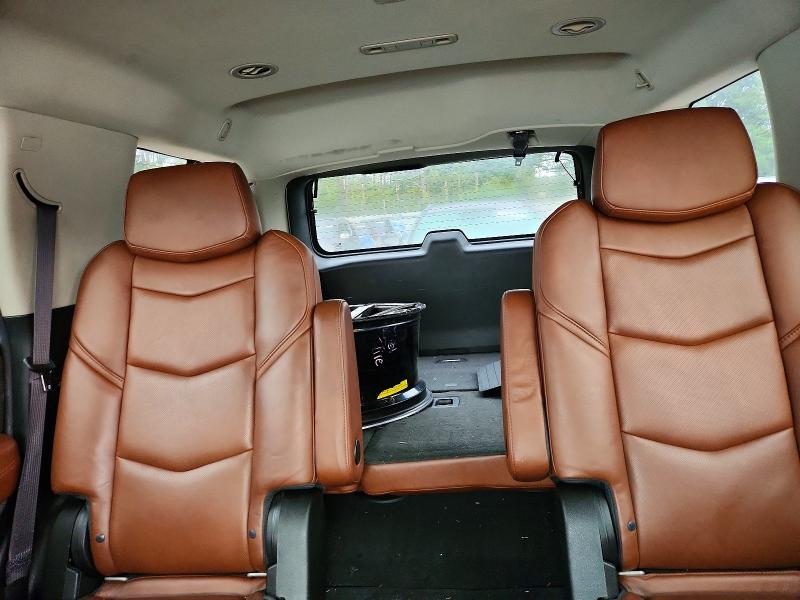 Photo 10 from auction – 2017 CADILLAC ESCALADE with VIN 1GYS4BKJXHR383459