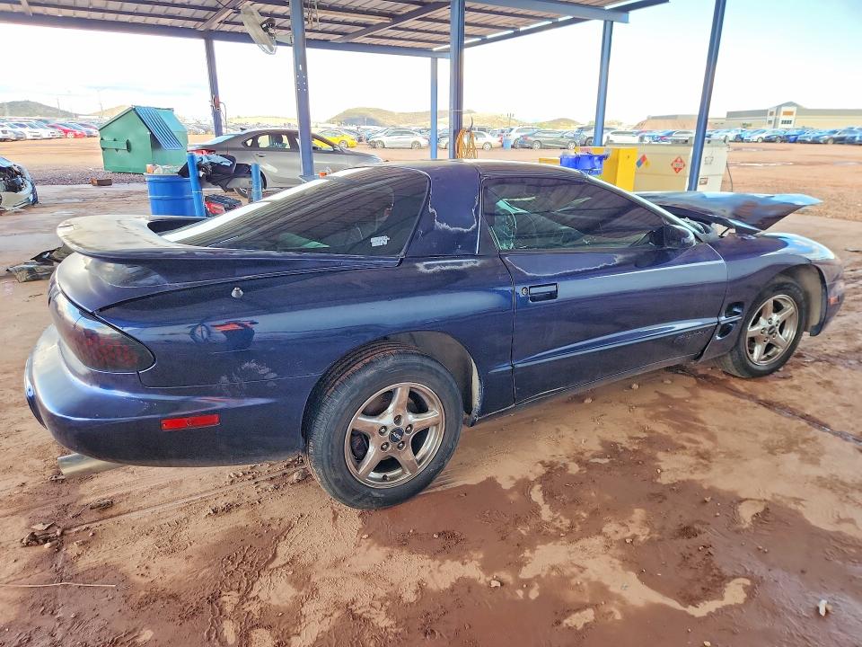 Photo 3 from auction – 2002 PONTIAC FIREBIRD with VIN 2G2FS22K022122300