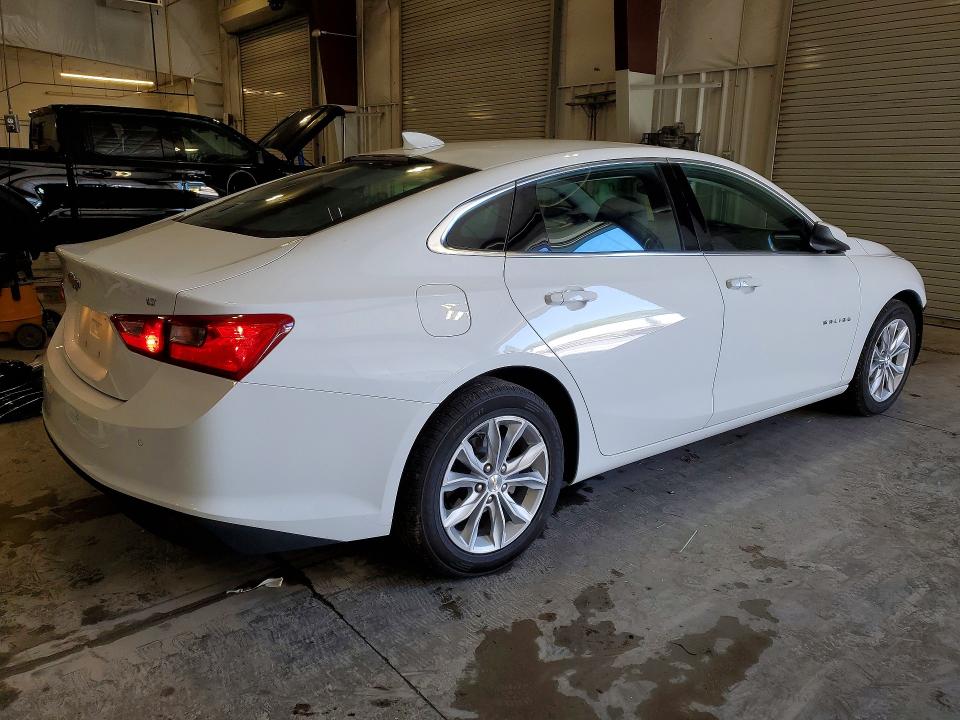 Photo 3 from auction – 2025 CHEVROLET MALIBU with VIN 1G1ZD5ST1SF140843