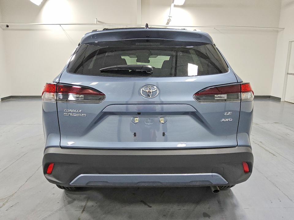 Снимка 6 от търг – 2026 TOYOTA COROLLA CROSS с VIN 7MUBAABG1TV165553