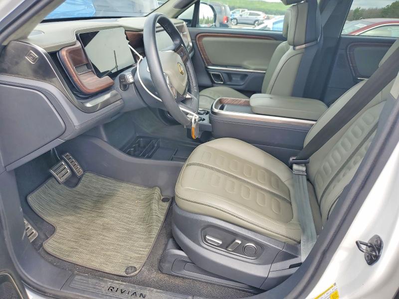 Photo 7 from auction – 2023 RIVIAN R1S with VIN 7PDSGABA7PN023636