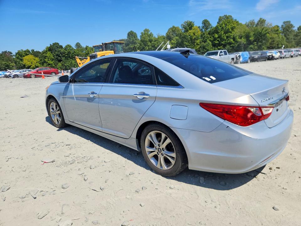 Photo 2 from auction – 2012 HYUNDAI SONATA with VIN 5NPEC4AC3CH485934