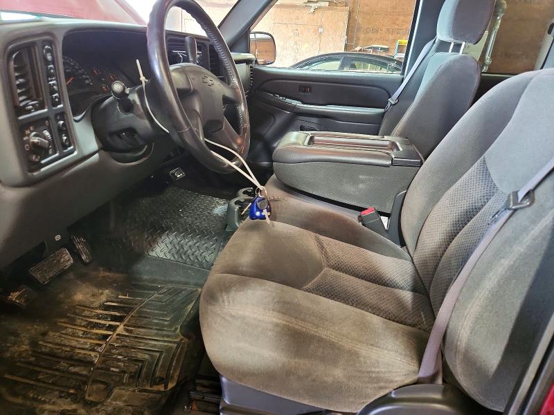 Photo 7 from auction – 2004 CHEVROLET SILVERADO with VIN 2GCEK19T041168329