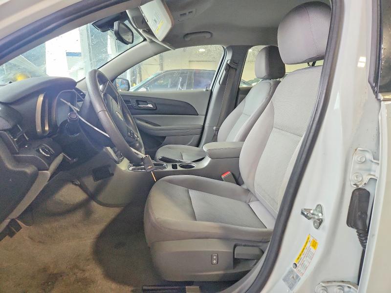 Photo 7 from auction – 2015 CHEVROLET MALIBU with VIN 1G11A5SL2FF299642
