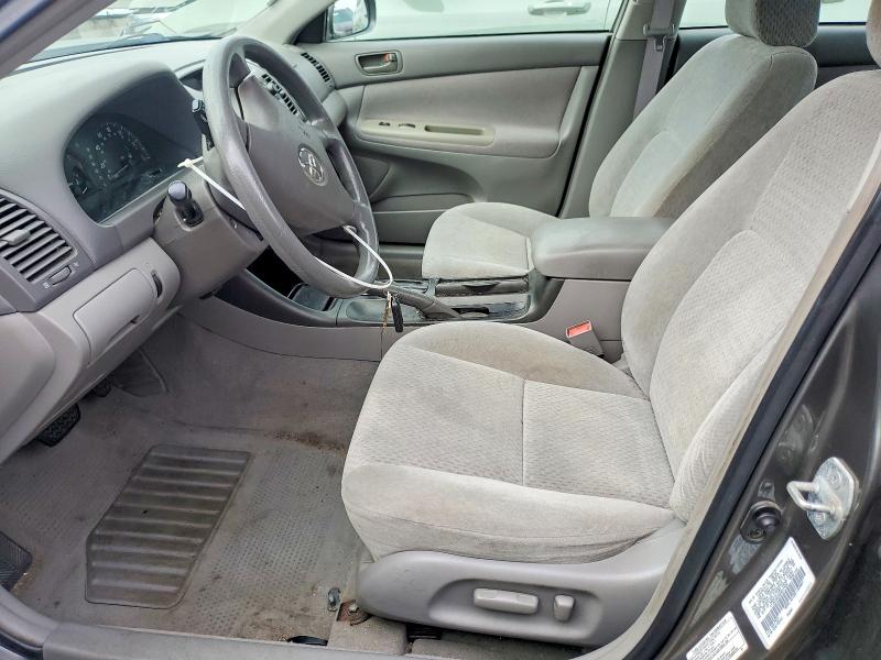 Photo 7 from auction – 2002 TOYOTA CAMRY with VIN 4T1BE32K82U637526