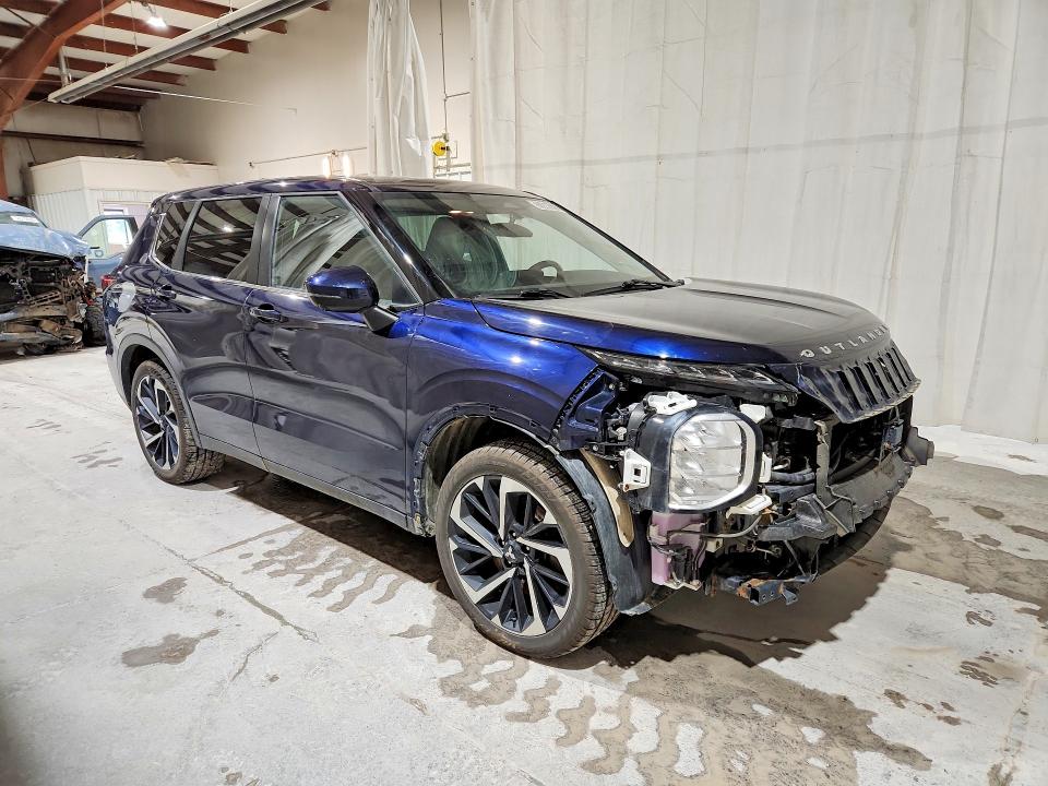 Снимка 4 от търг – 2022 MITSUBISHI OUTLANDER с VIN JA4J4UA84NZ037442