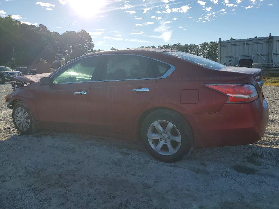 Снимка 2 от търг – 2015 NISSAN ALTIMA с VIN 1N4AL3AP6FC137496