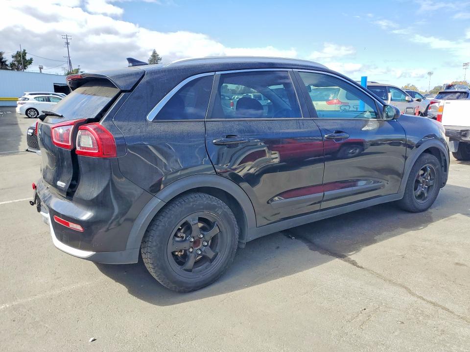 Photo 3 from auction – 2019 KIA NIRO with VIN KNDCB3LC4K5341180