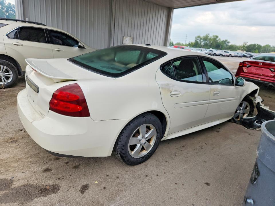 Снимка 3 от търг – 2007 PONTIAC GRAND PRIX с VIN 2G2WP552671170816