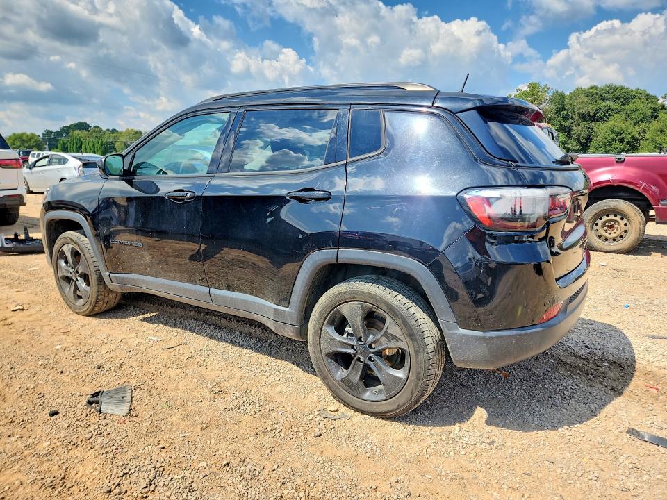 Photo 2 from auction – 2019 JEEP COMPASS with VIN 3C4NJDBB1KT713875