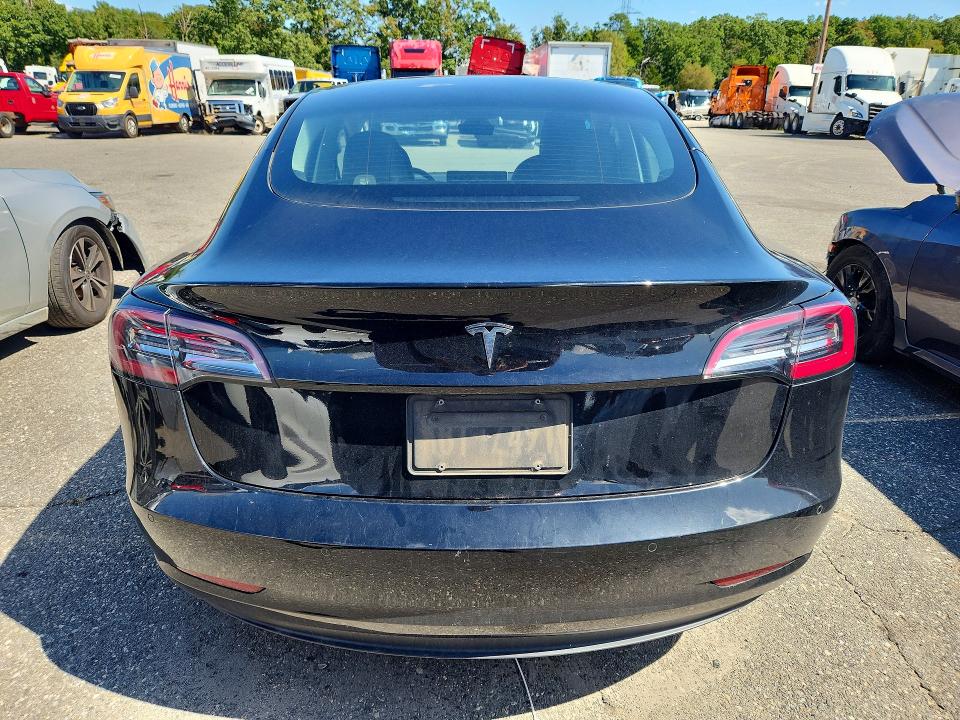 صورة رقم 6 من المزاد - 2022 TESLA MODEL 3 مع VIN 5YJ3E1EA0NF370539