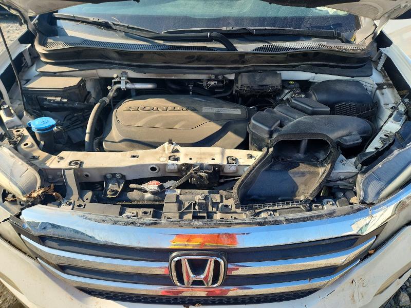 Photo 12 from auction – 2018 HONDA PILOT with VIN 5FNYF5H55JB008502