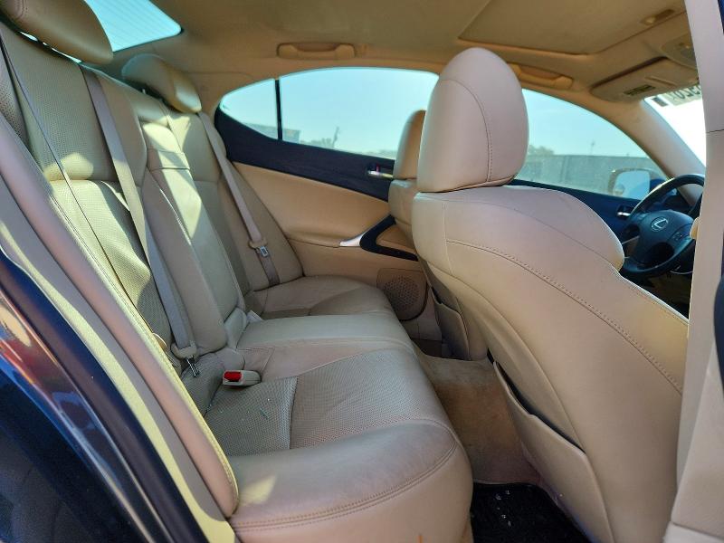 Photo 10 from auction – 2006 LEXUS IS with VIN JTHCK262162004145