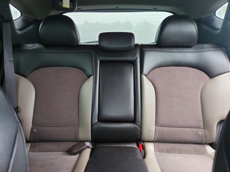 Photo 10 from auction – 2010 HYUNDAI TUCSON with VIN KM8JUCAC3AU023040