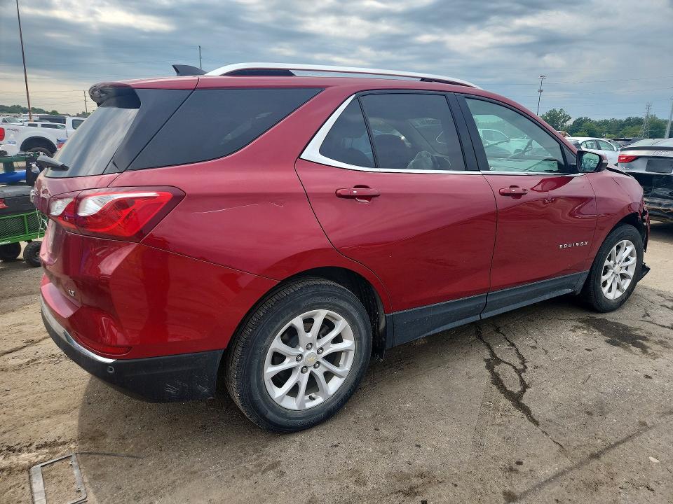 Photo 3 from auction – 2019 CHEVROLET EQUINOX with VIN 3GNAXKEV8KS592895