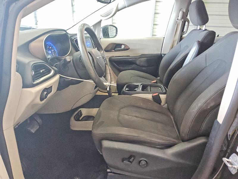 Фото 7 с аукциона – 2018 CHRYSLER PACIFICA с VIN 2C4RC1FG4JR115751