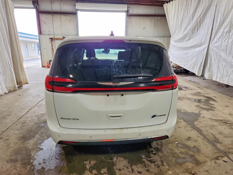 Photo 6 from auction – 2023 CHRYSLER PACIFICA with VIN 2C4RC1L74PR599112