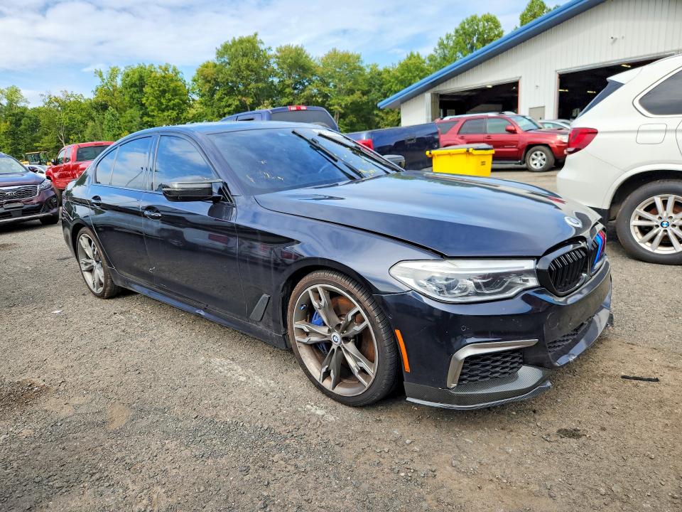 Photo 4 from auction – 2018 BMW M550XI with VIN WBAJB9C55JB036800
