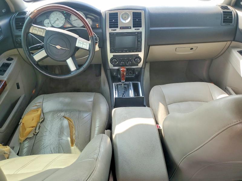 Photo 8 from auction – 2005 CHRYSLER 300C with VIN 2C3AA63H15H521452