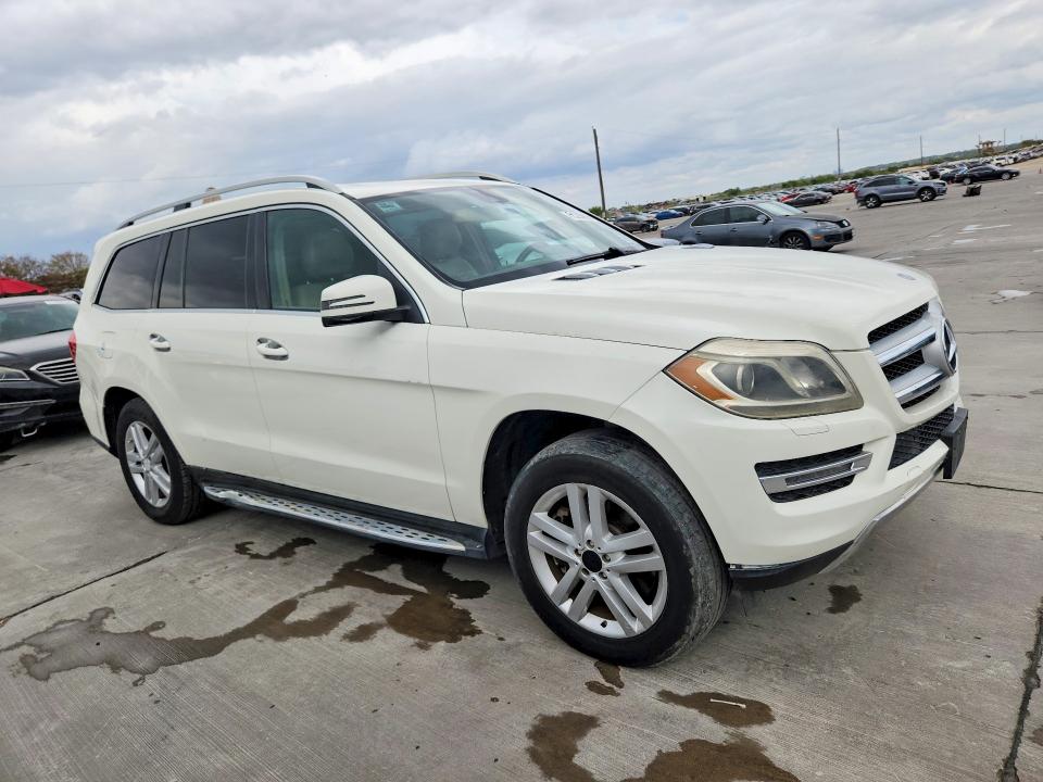 Photo 4 from auction – 2013 MERCEDES-BENZ GL with VIN 4JGDF7CE2DA154270