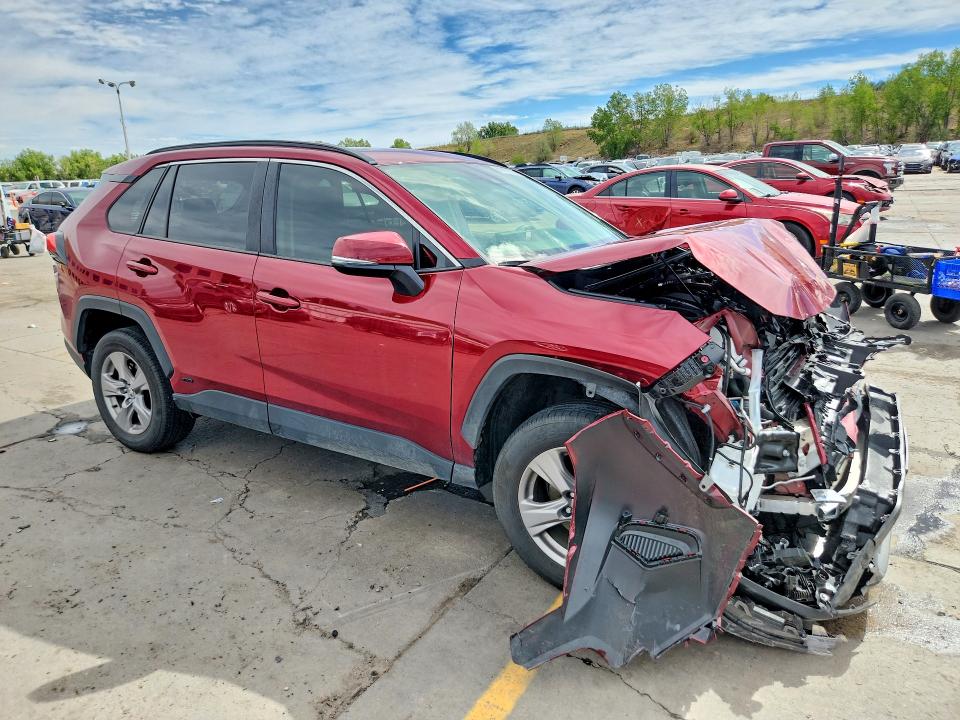 Снимка 4 от търг – 2025 TOYOTA RAV4 HYBRID с VIN JTMRWRFV1SD288331
