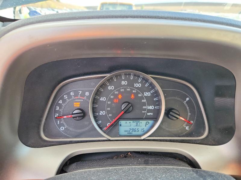 Photo 9 from auction – 2013 TOYOTA RAV4 with VIN 2T3RFREV8DW037698