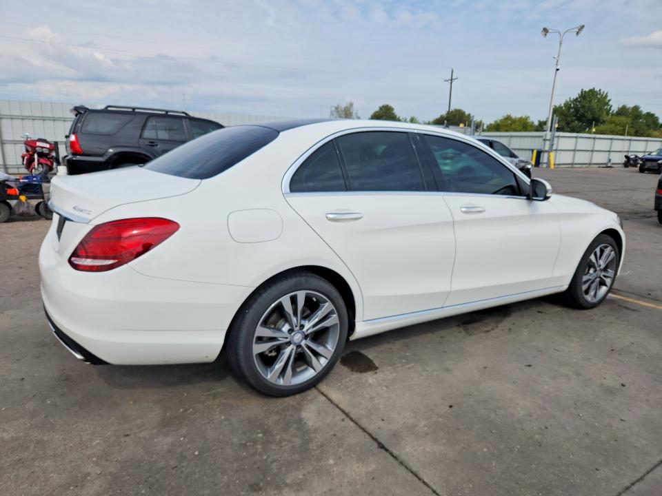 Photo 3 from auction – 2016 MERCEDES-BENZ C with VIN 55SWF4KB3GU096974